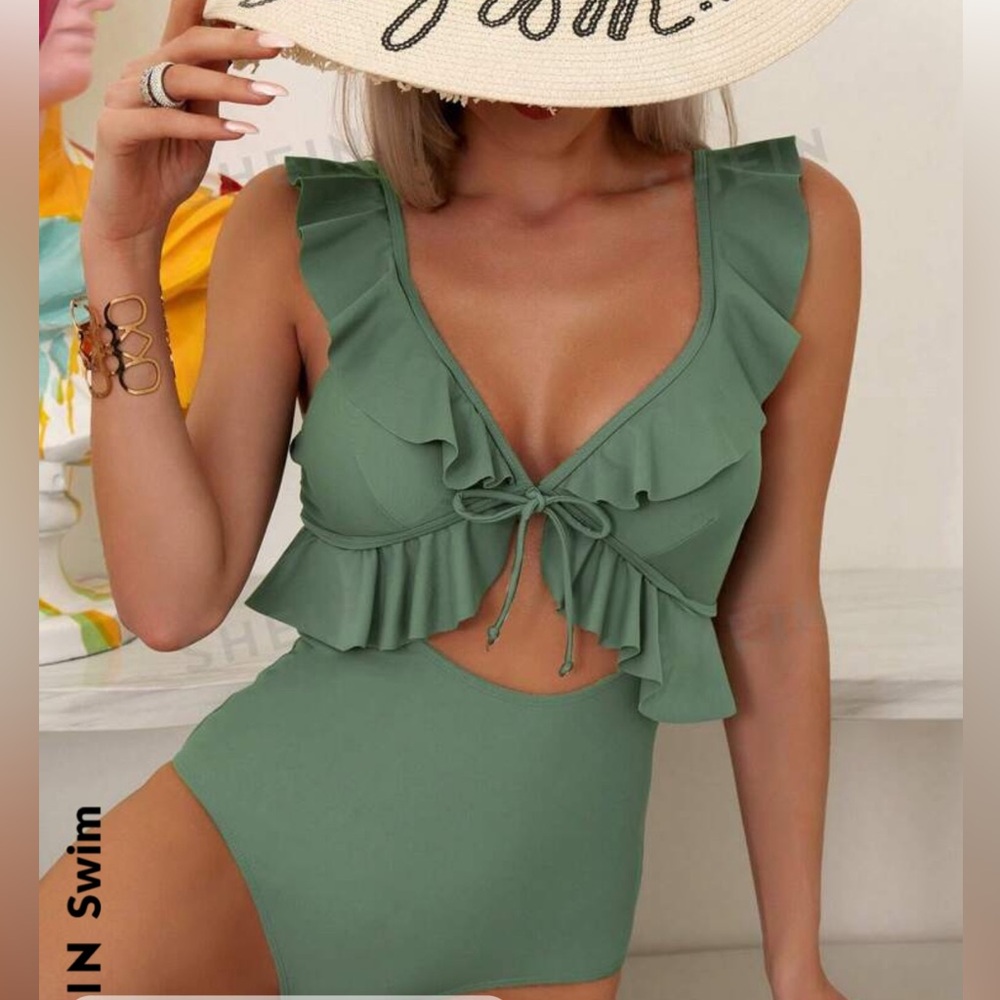 SHEIN Swim Summer Beach Ruffle Trim Cut Out Tie Front One Piece Swimsuit Large